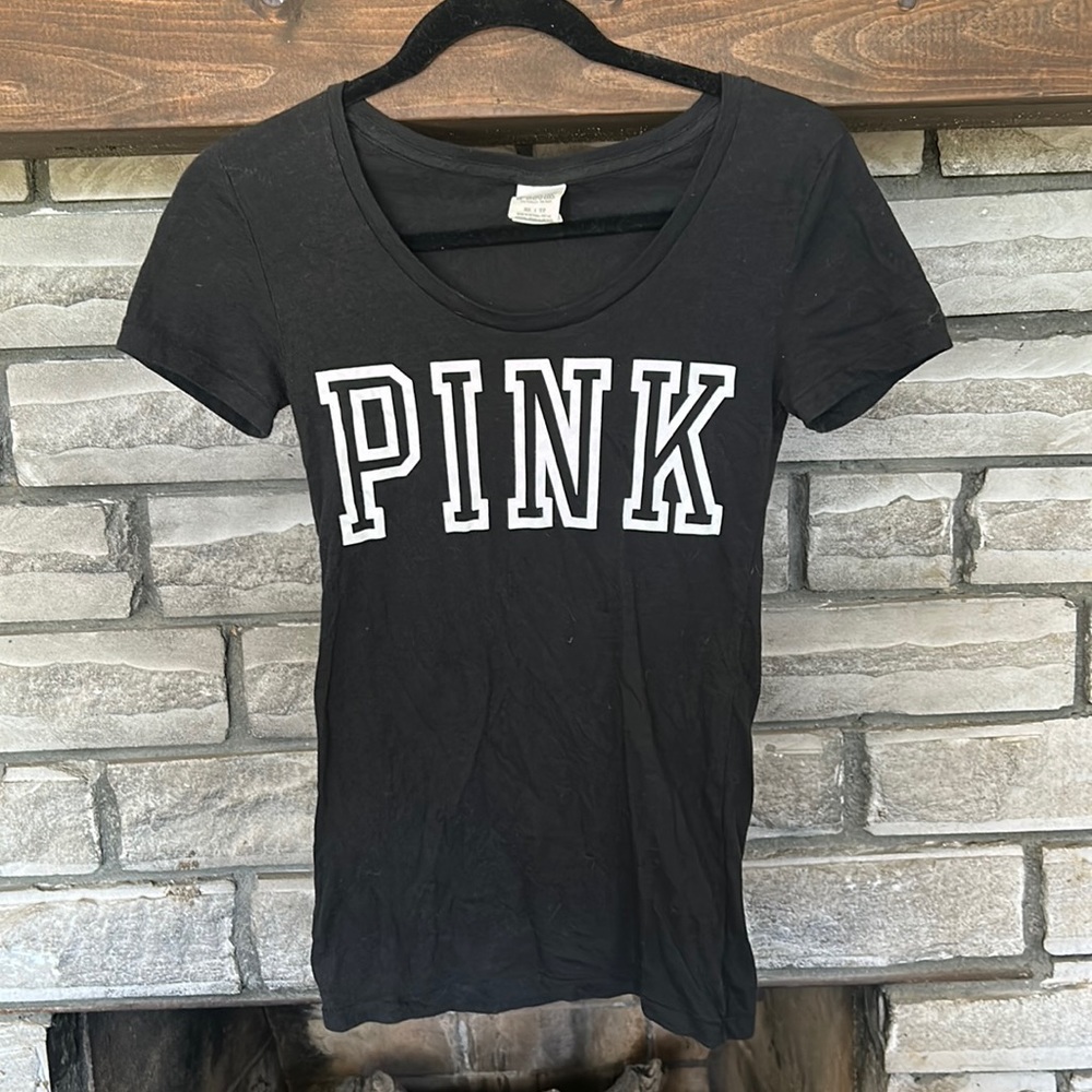 VS PINK short sleeve tee